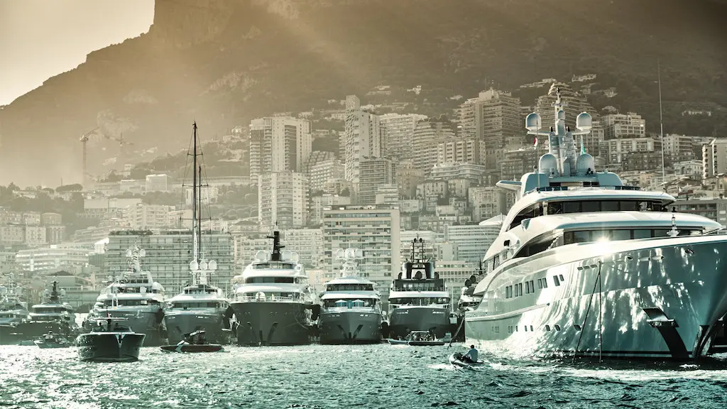 Top 10 Yacht Brands: Luxury and Performance on the Water